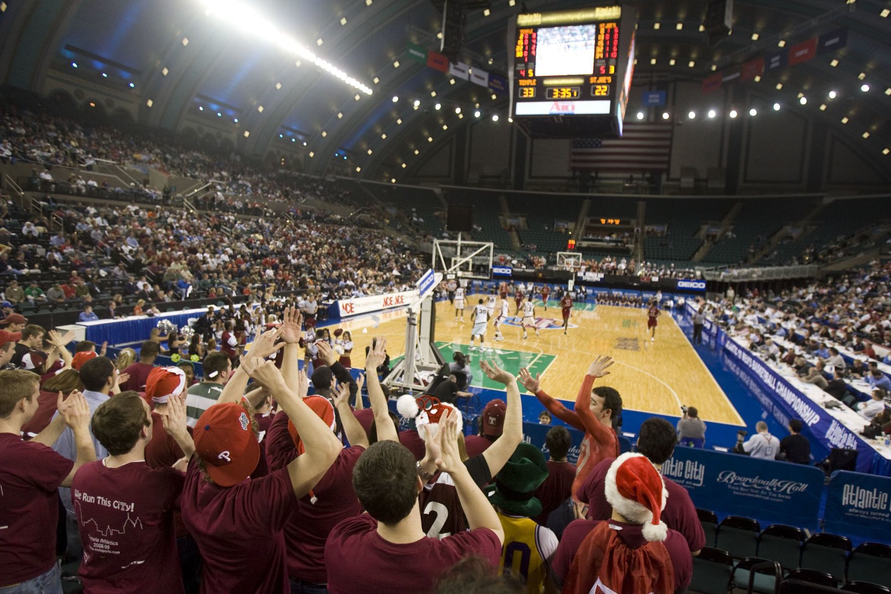 A10 Basketball Tourney